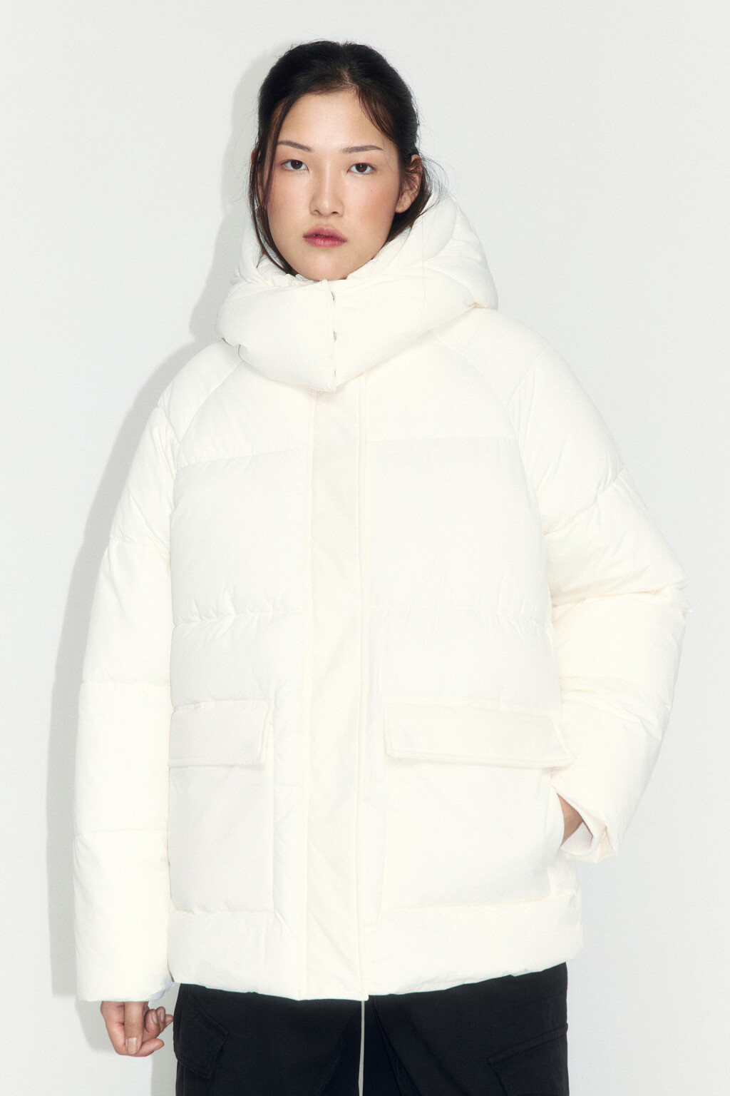 Куртка стеганая с воротником-стойкой и капюшоном - цвет бежевый - 2