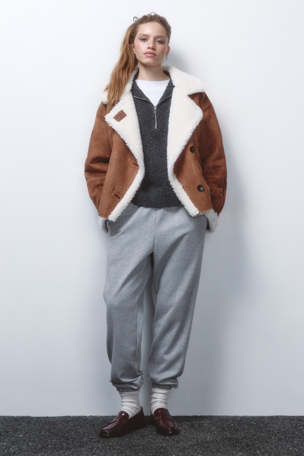 Куртка-дубленка короткая с отделкой под овчину - цвет коричневый - 5