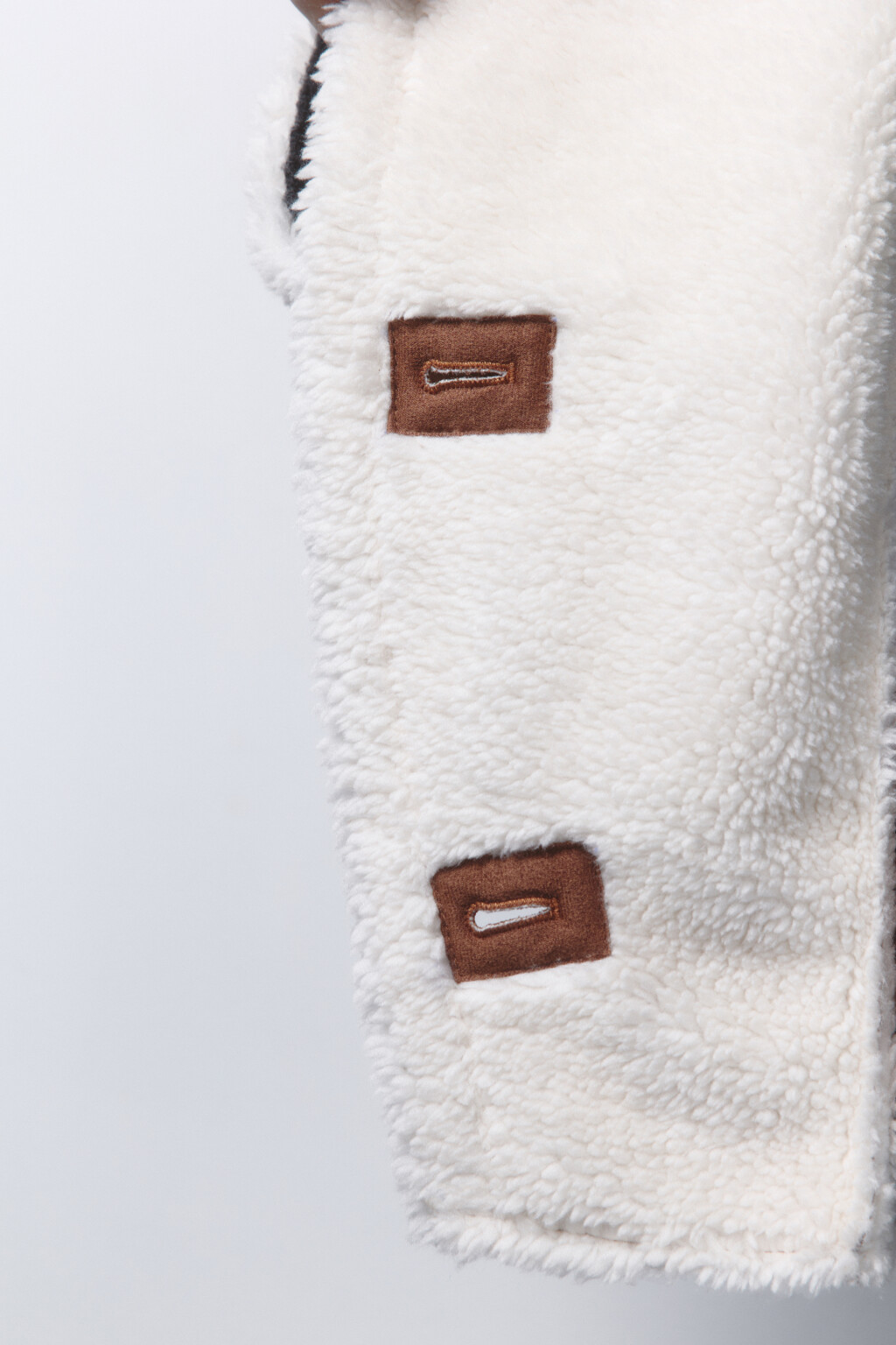 Куртка-дубленка короткая с отделкой под овчину - цвет коричневый - 9