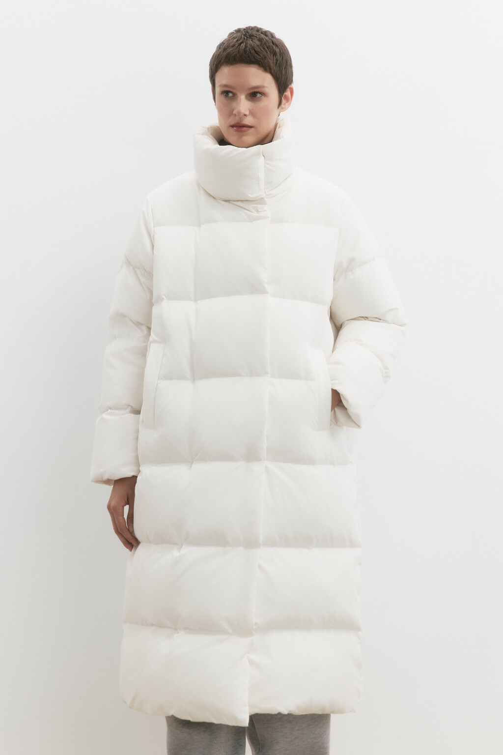 Пуховик стеганый на натуральном утеплителе - цвет бежевый - 2