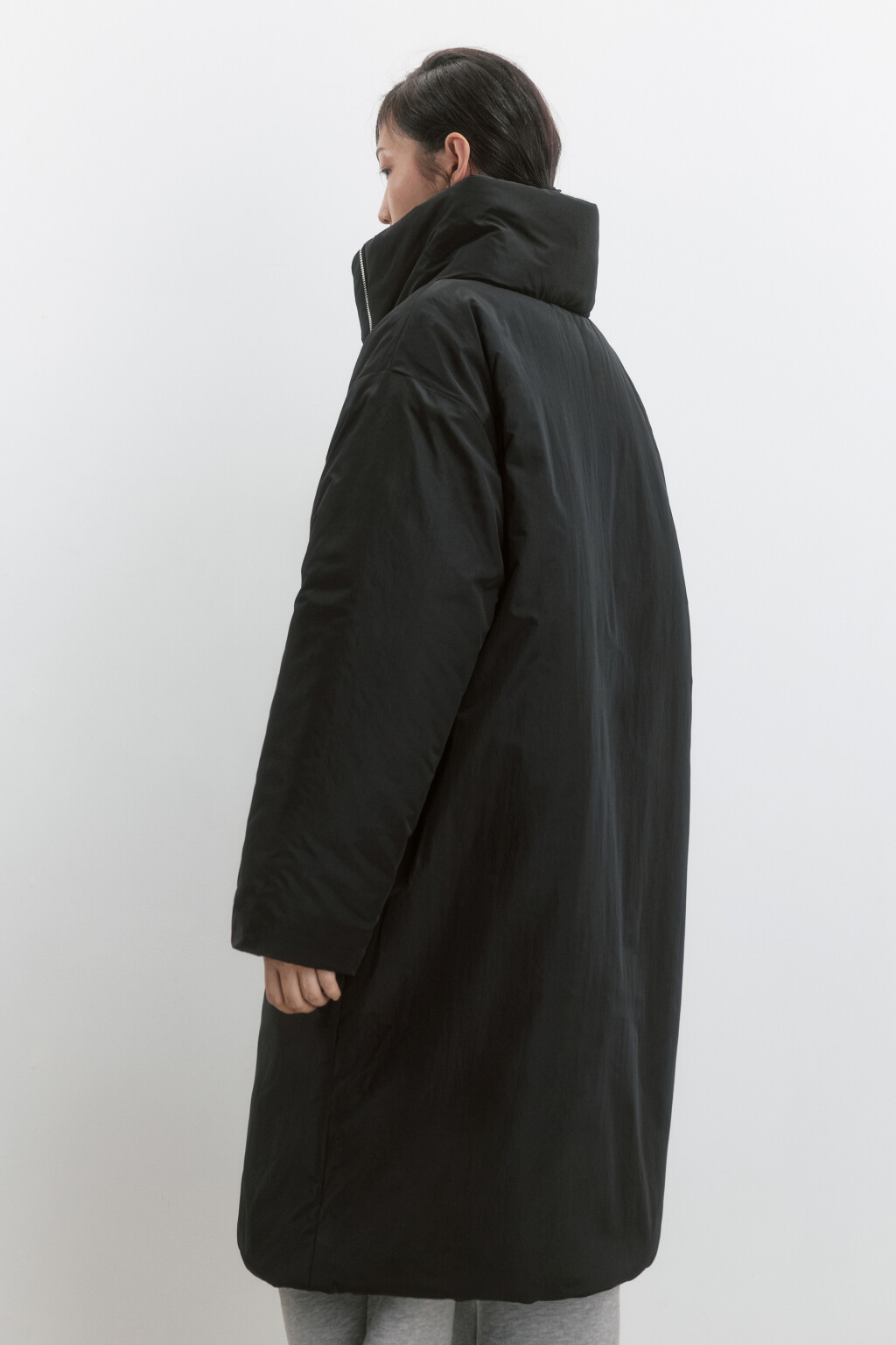 Пальто утепленное с воротником-стойкой - цвет черный - 4
