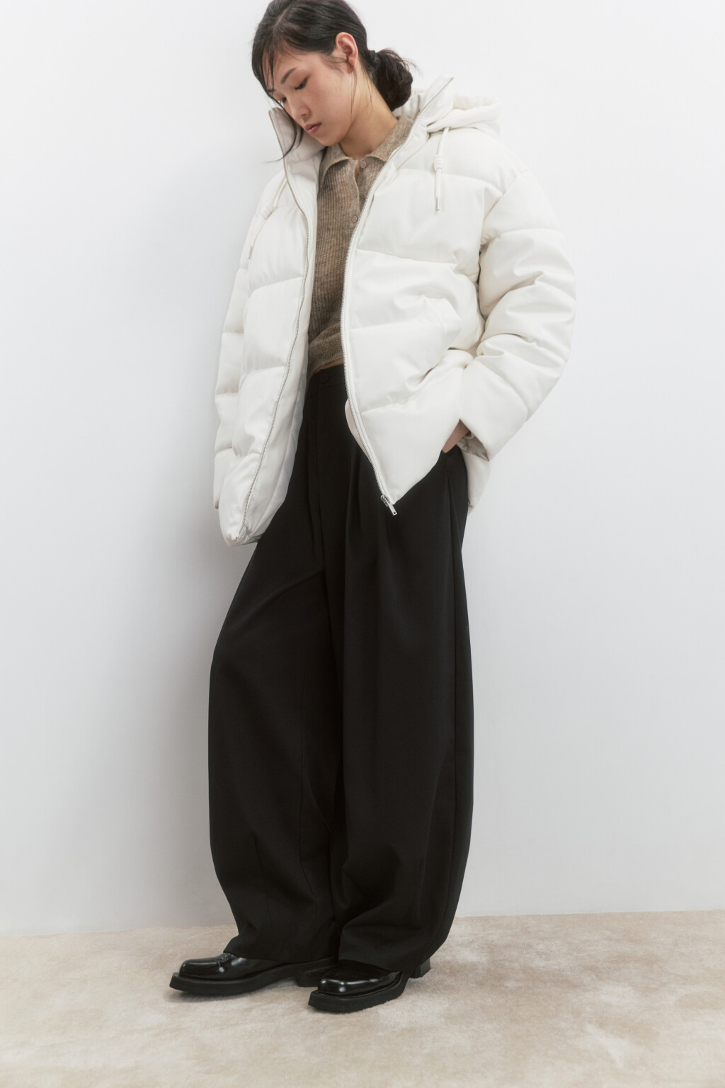 Куртка из искусственной кожи с капюшоном - цвет молочный - 1