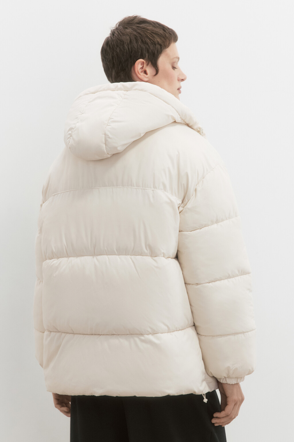 Куртка стеганая теплая с капюшоном - цвет молочный - 4