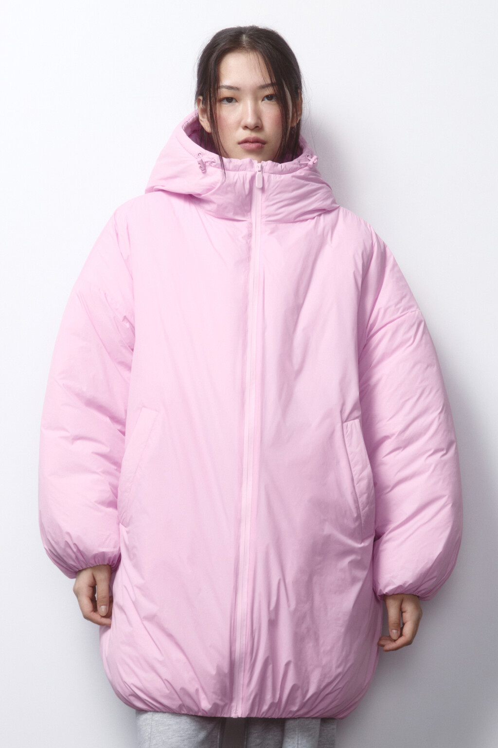 Куртка-бомбер oversize удлиненная с капюшоном - цвет розовый - 2