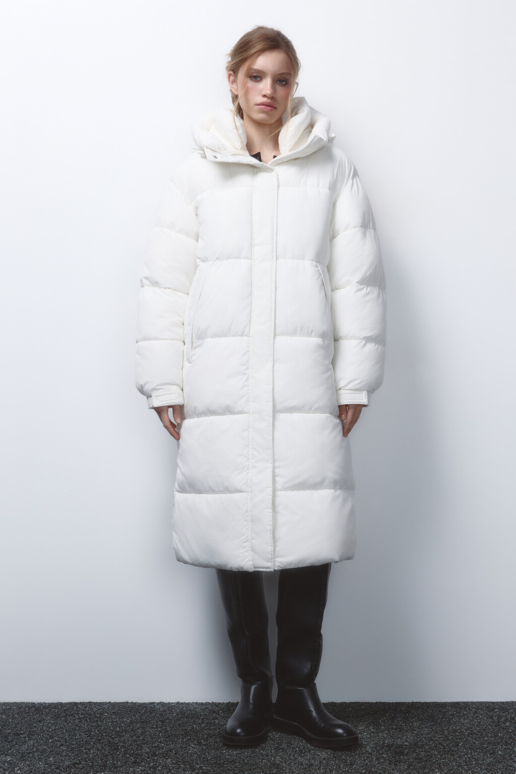 Пальто стеганое с утепленным капюшоном - цвет молочный - 2