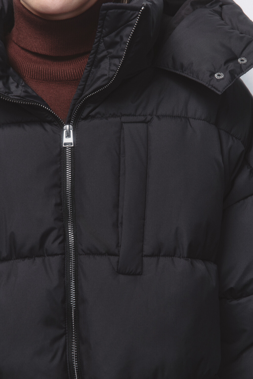 Куртка стеганая удлиненная с капюшоном - цвет черный - 8