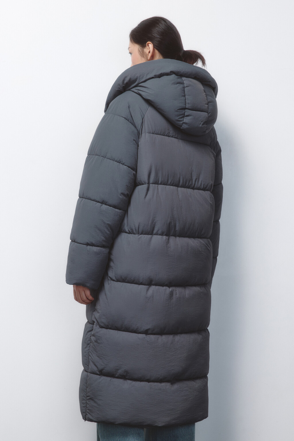 Пальто стеганое с капюшоном и воротником-стойкой - цвет серый - 4