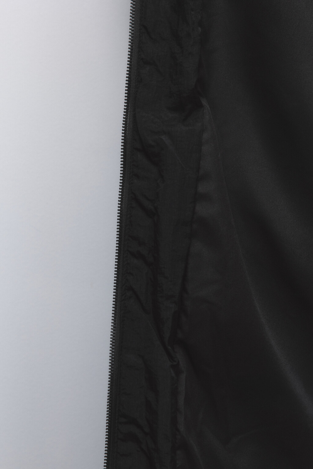 Куртка стеганая с кокеткой из искусственного меха - цвет черный - 10