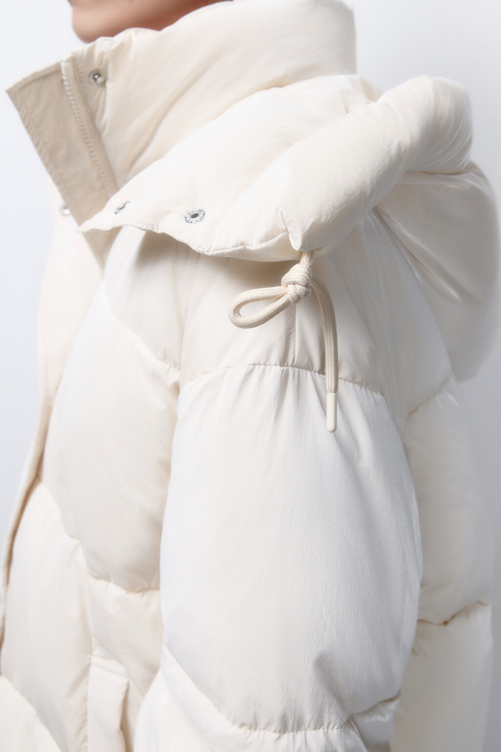 Куртка стеганая с жемчужным покрытием - цвет молочный - 7