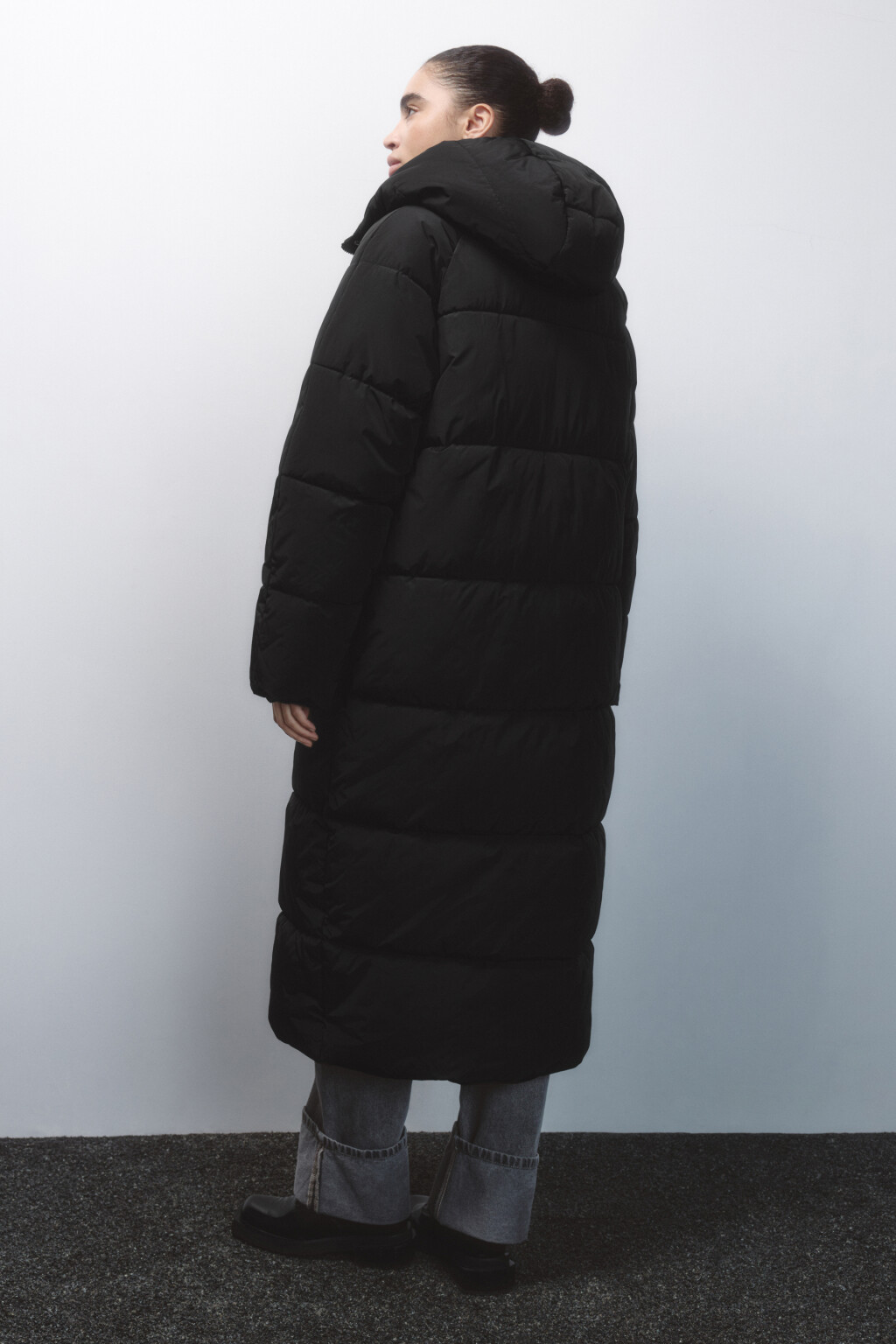 Куртка стеганая с подкладкой из искусственного меха - цвет черный - 4