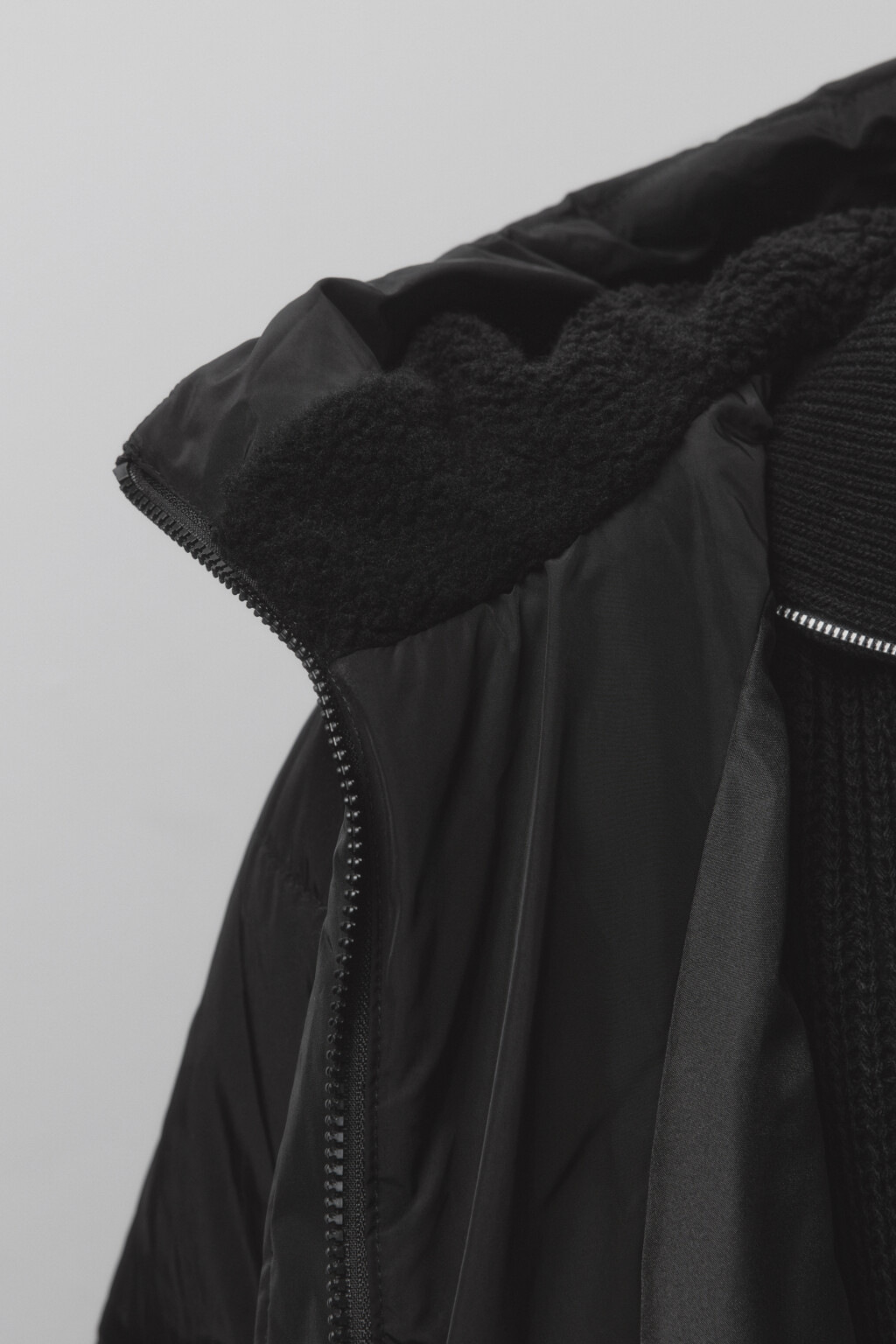 Куртка стеганая с подкладкой из искусственного меха - цвет черный - 6