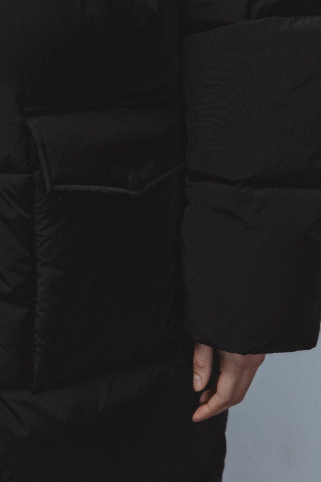 Куртка стеганая с подкладкой из искусственного меха - цвет черный - 8