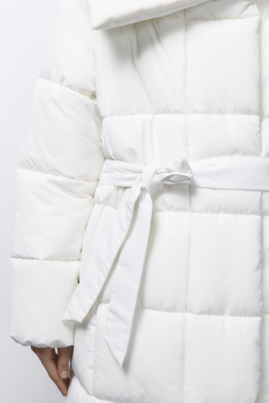 Куртка длинная стеганая с поясом - цвет молочный - 6