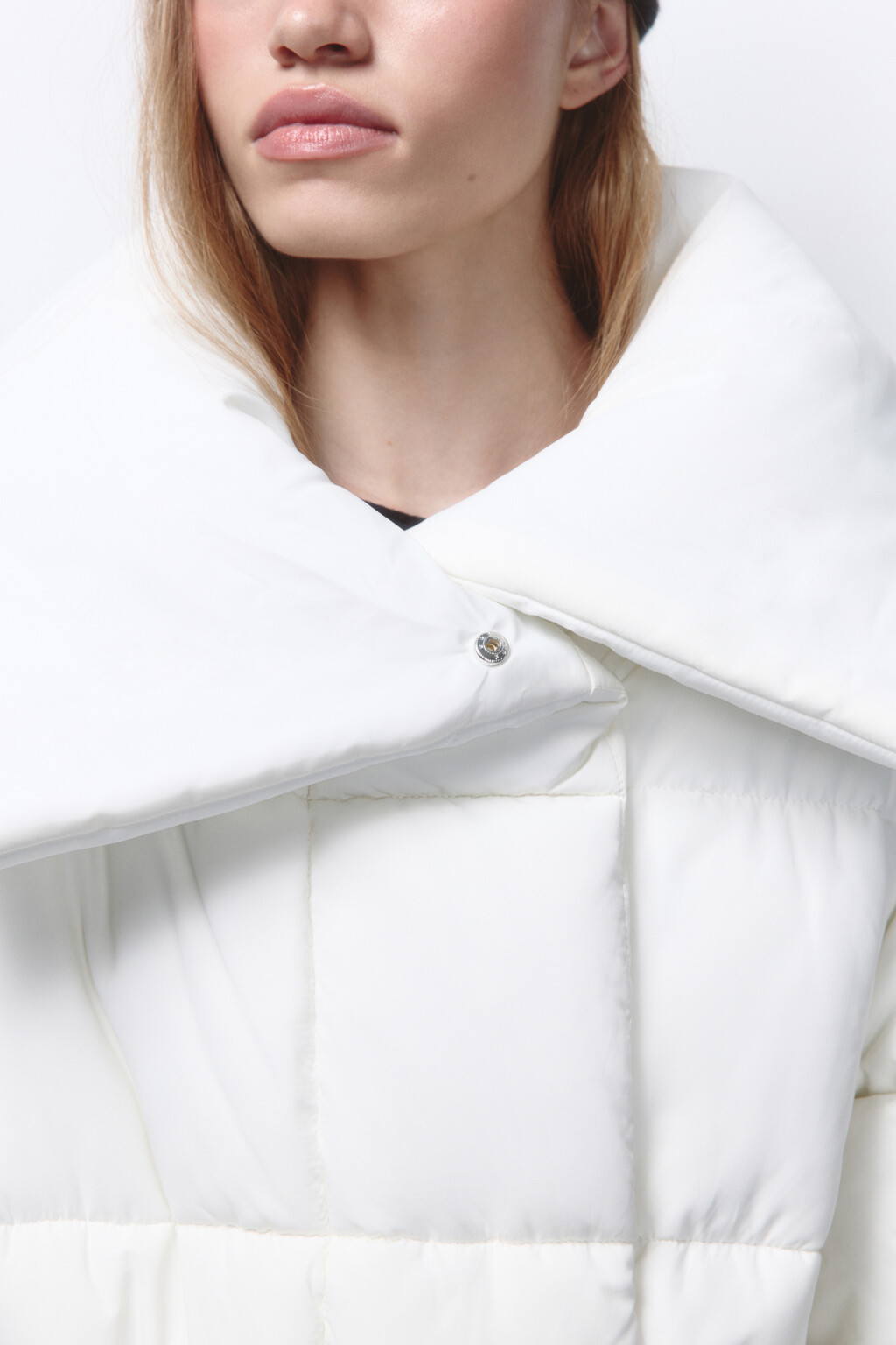 Куртка длинная стеганая с поясом - цвет молочный - 7