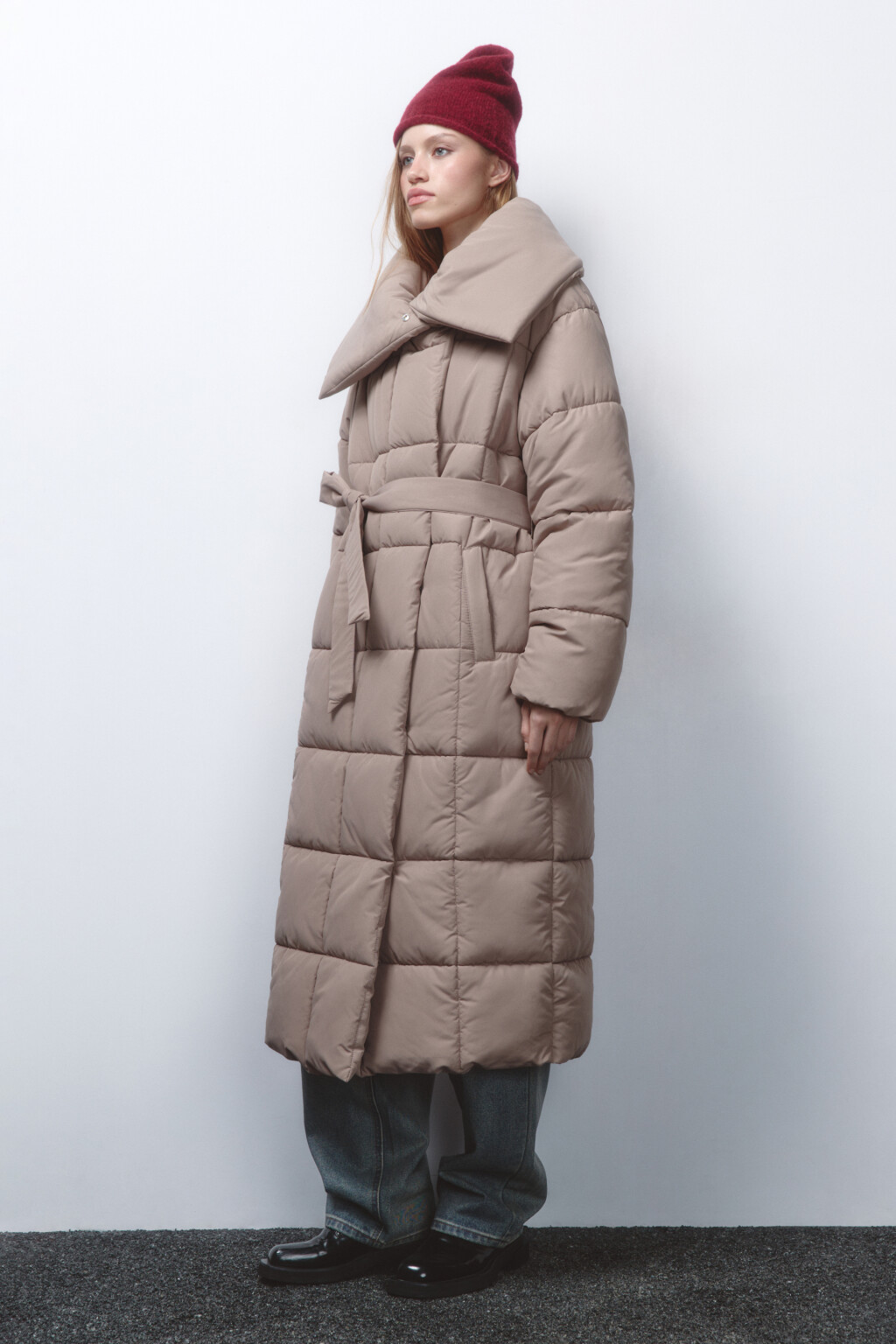 Куртка длинная стеганая с поясом - цвет коричневый - 3