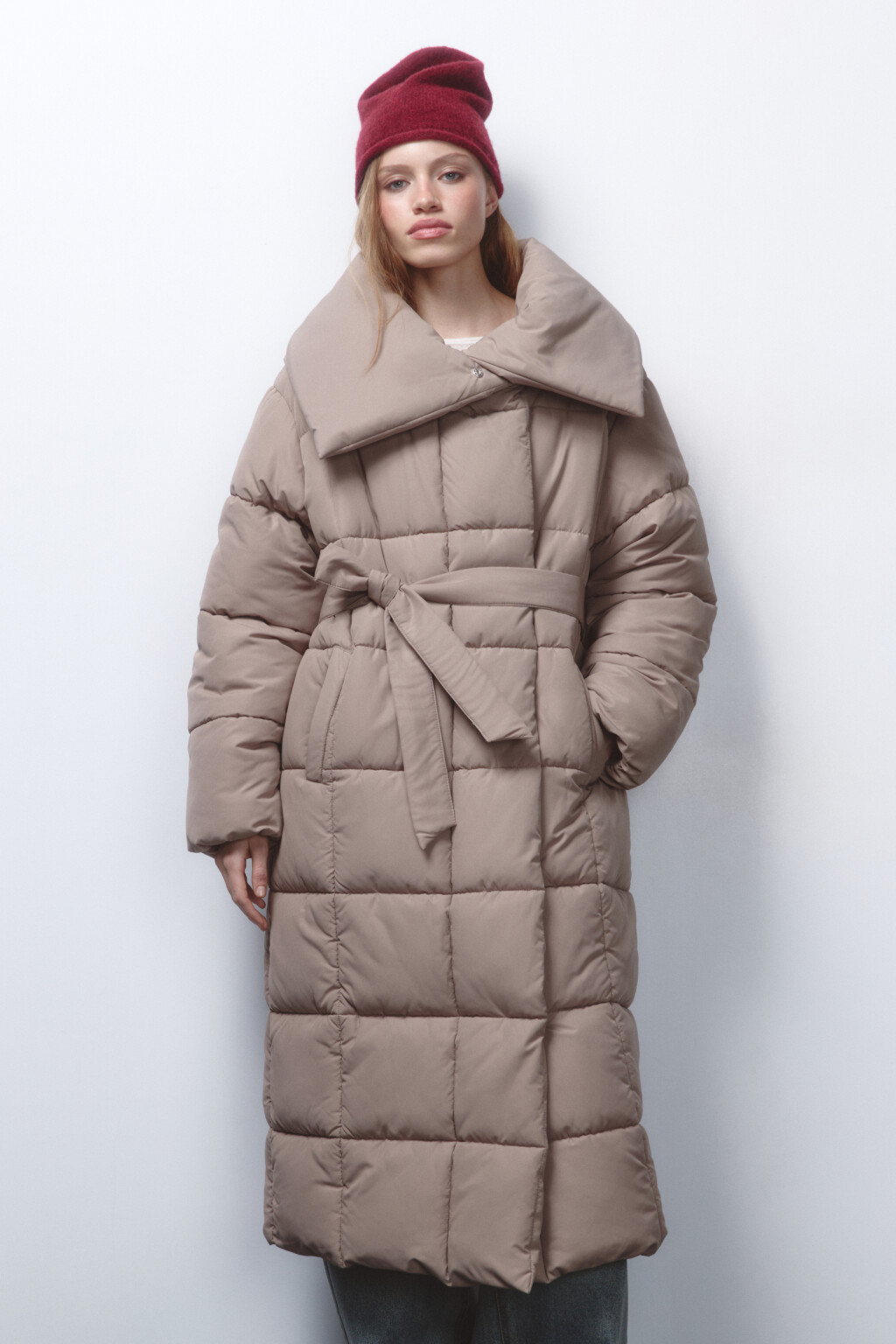 Куртка длинная стеганая с поясом - цвет коричневый - 9