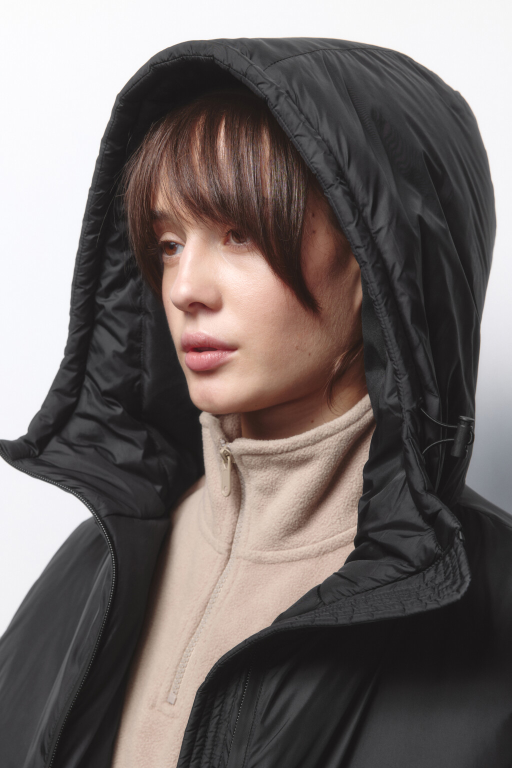 Куртка короткая утепленная с капюшоном - цвет черный - 6