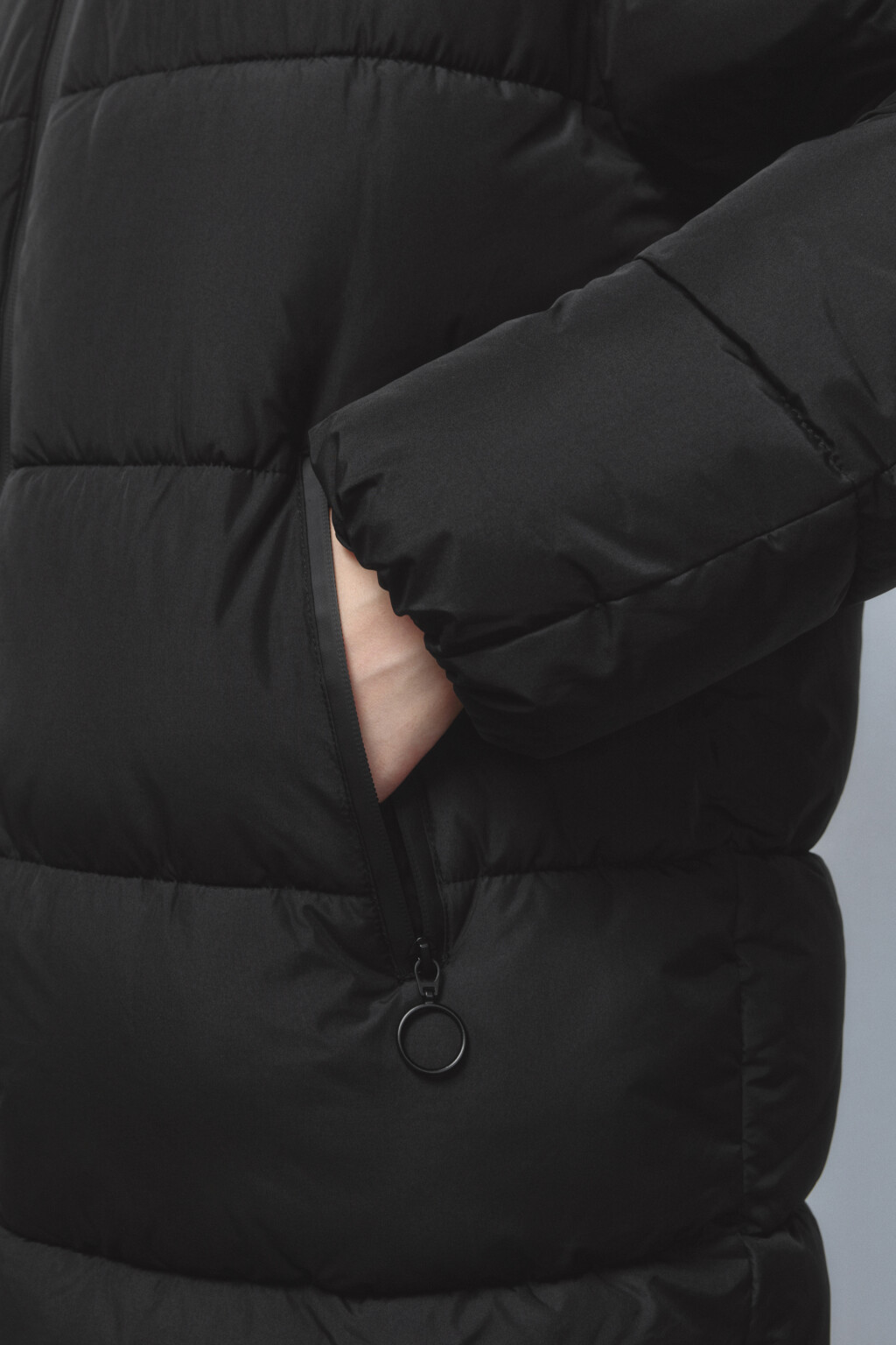 Пальто стеганое утепленное с капюшоном - цвет черный - 7