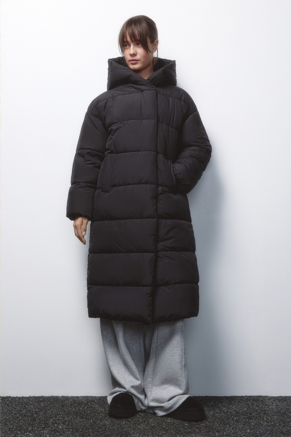 Пальто стеганое утепленное с капюшоном - цвет черный - 3