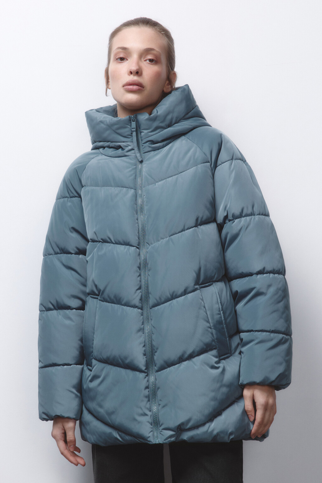 Куртка стеганая с широким воротником и капюшоном - цвет зеленый - 2