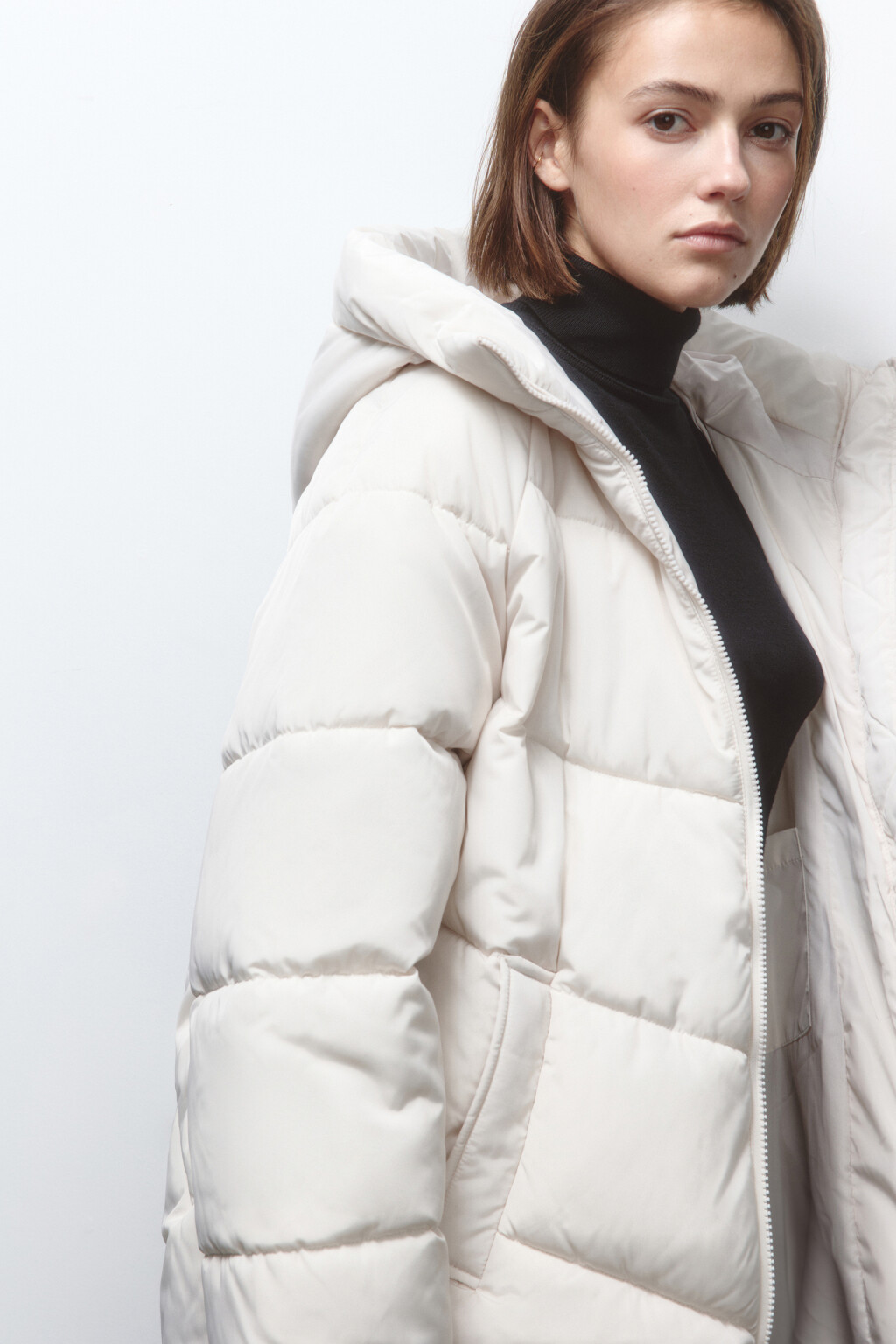 Куртка стеганая с широким воротником и капюшоном - цвет молочный - 2