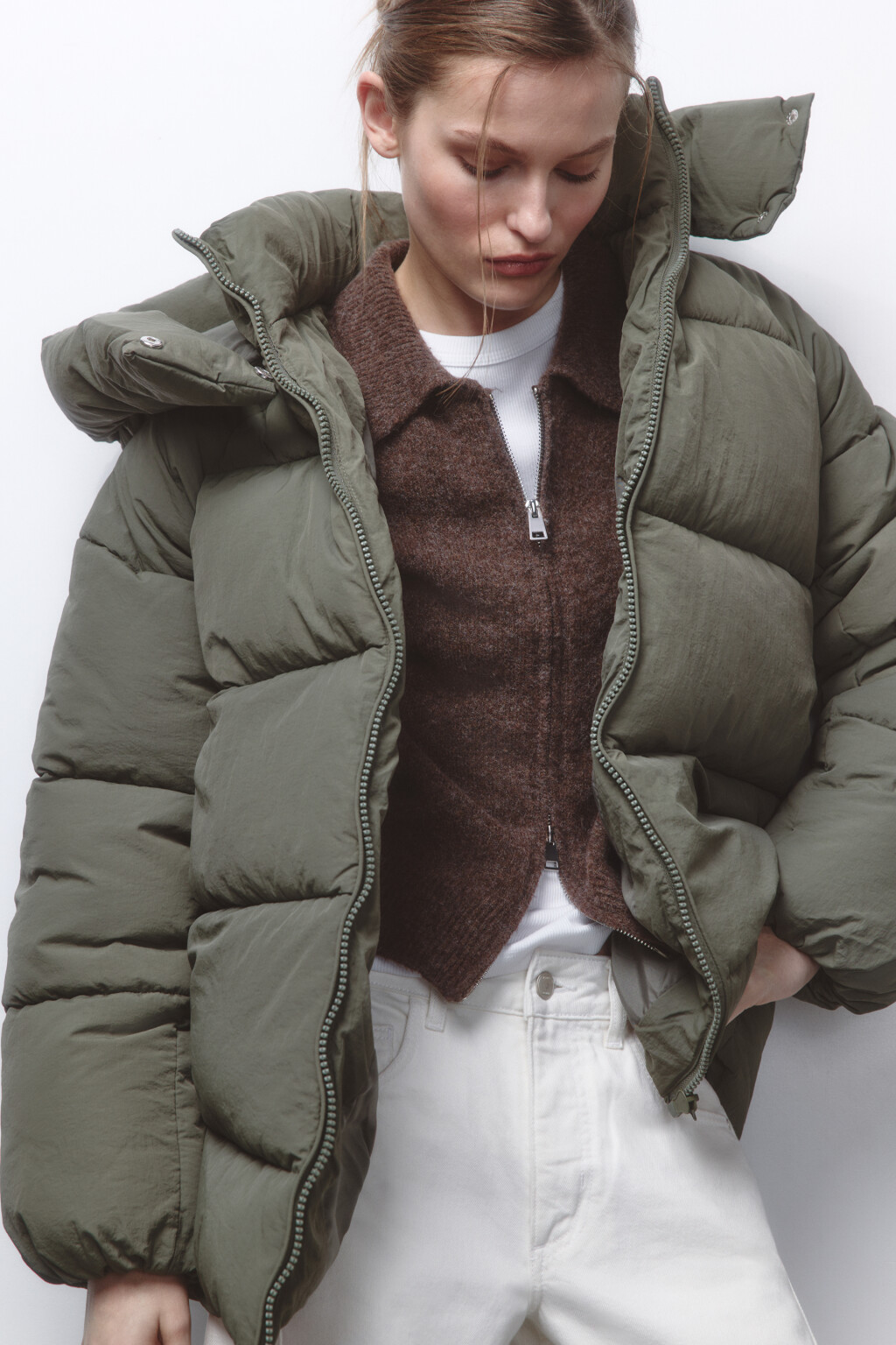 Куртка стеганая удлиненная с капюшоном - цвет зеленый - 3