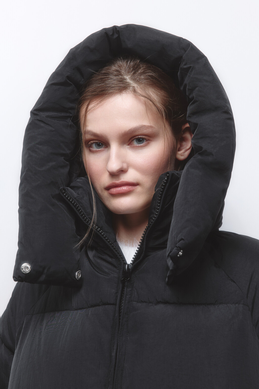 Куртка стеганая удлиненная с капюшоном - цвет черный - 9