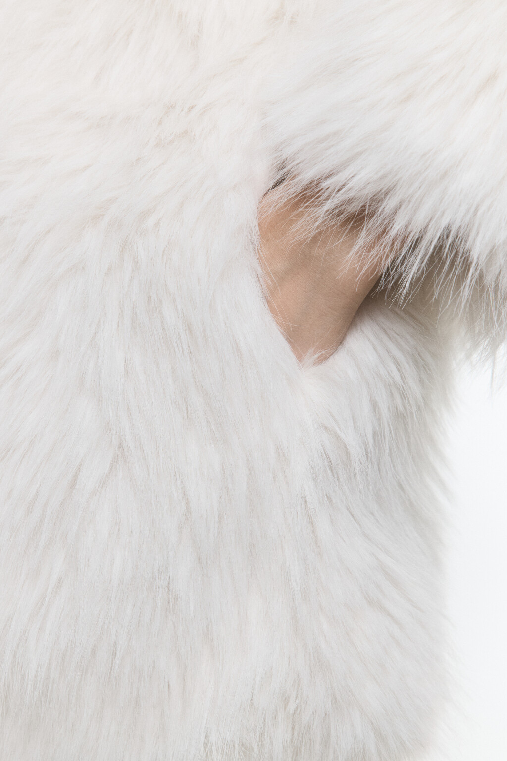 Шуба из искусственного меха с длинным ворсом - цвет белый - 11