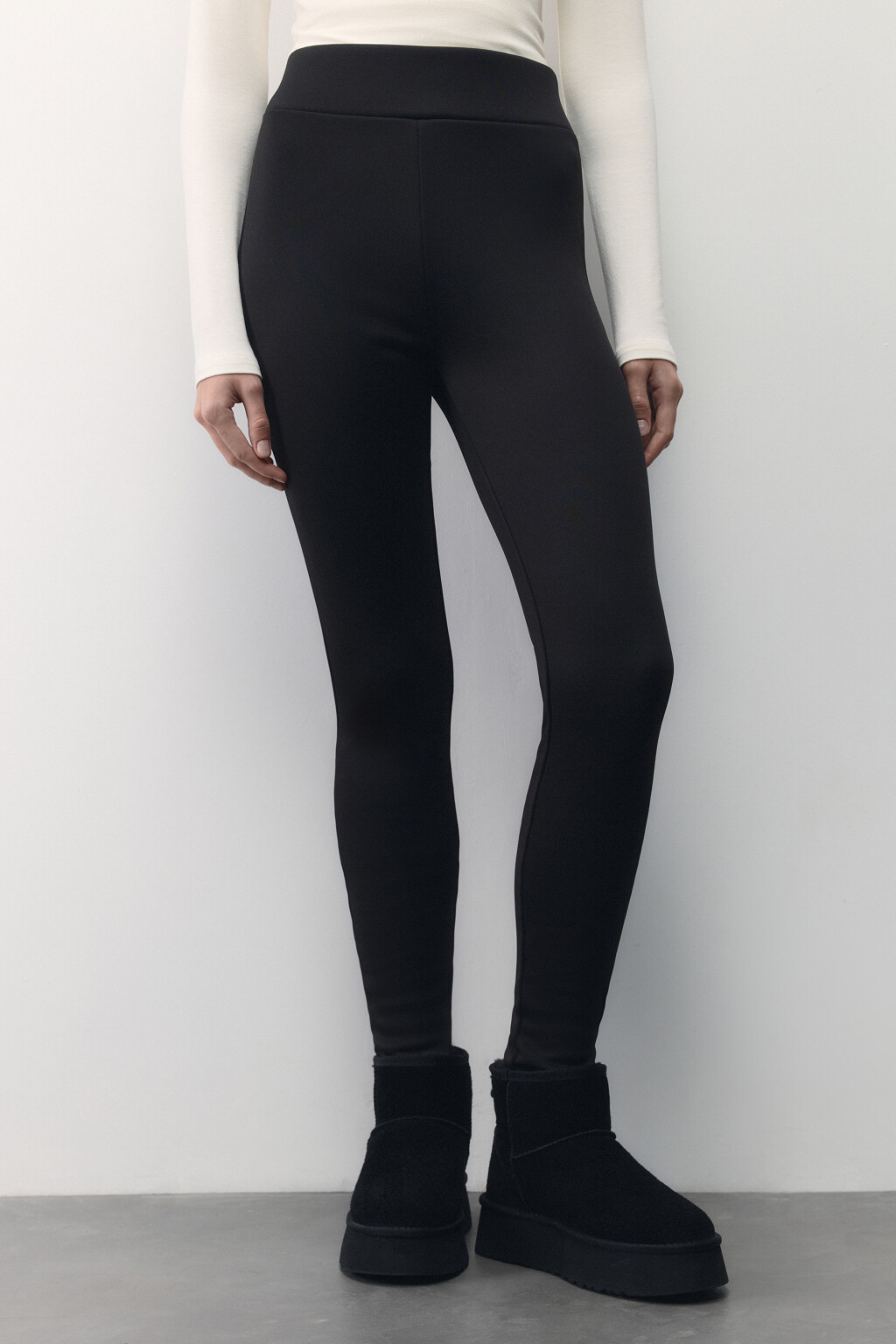Леггинсы спортивные утепленные с начесом - цвет черный - 2