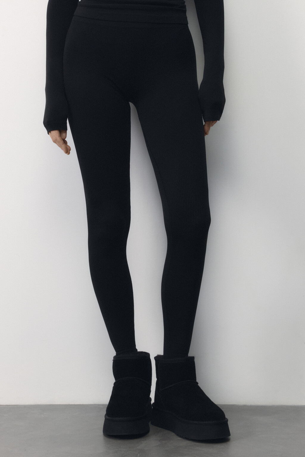 Леггинсы спортивные со средней посадкой - цвет черный - 2