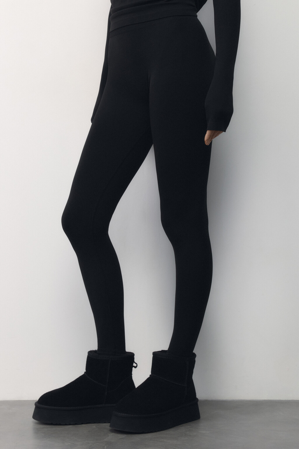 Леггинсы спортивные со средней посадкой - цвет черный - 3