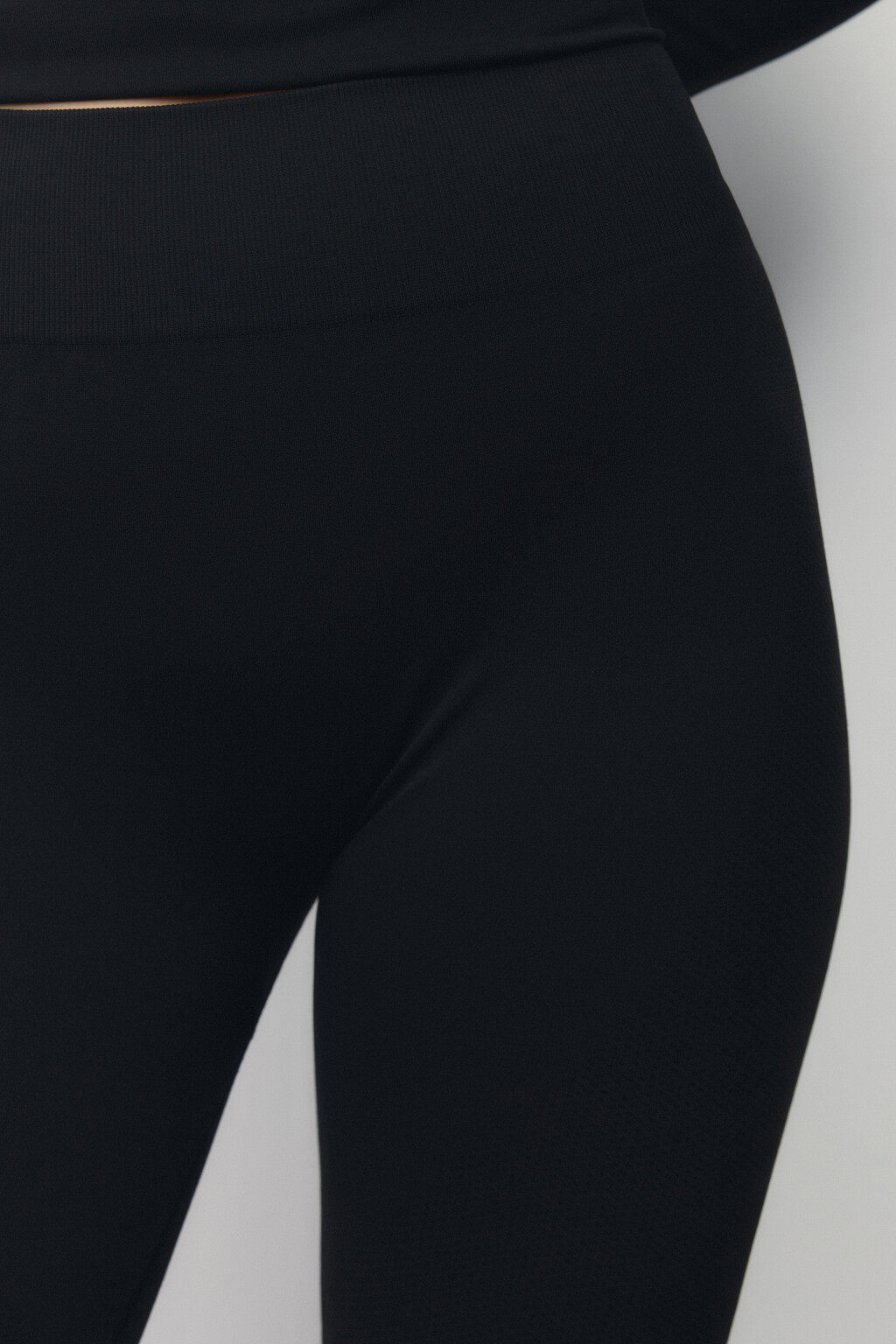 Леггинсы спортивные со средней посадкой - цвет черный - 6