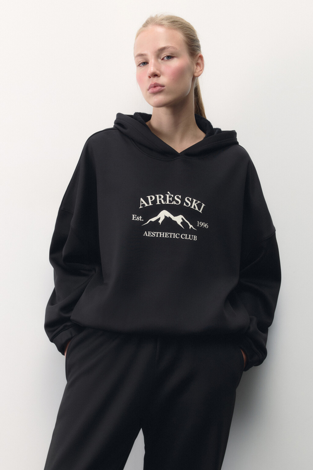 Худи oversize спортивная с капюшоном и принтом - цвет черный - 3