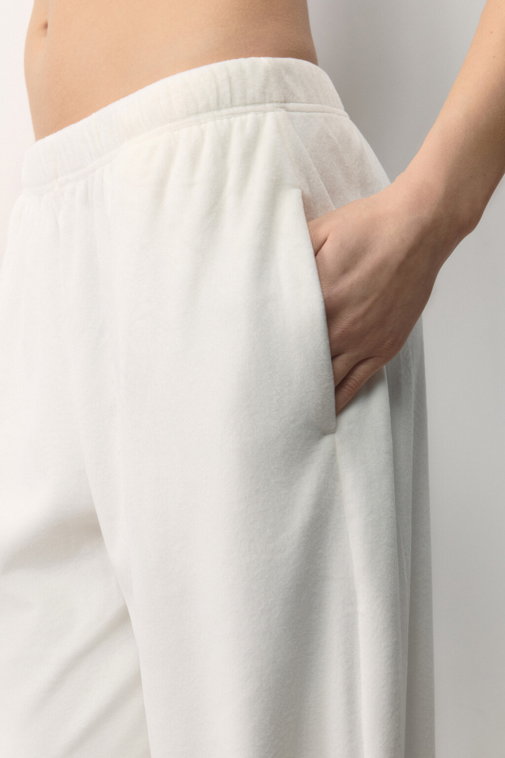 Брюки домашние плюшевые со стразами - цвет ванильный - 6