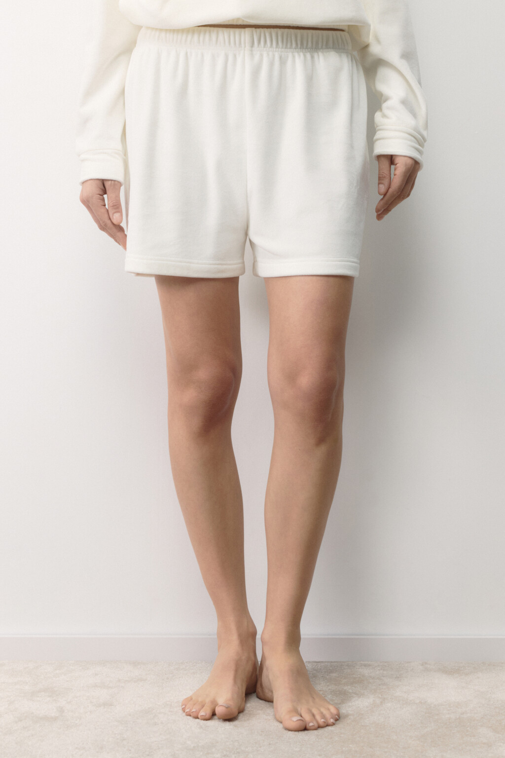 Шорты домашние плюшевые со стразами - цвет ванильный - 2