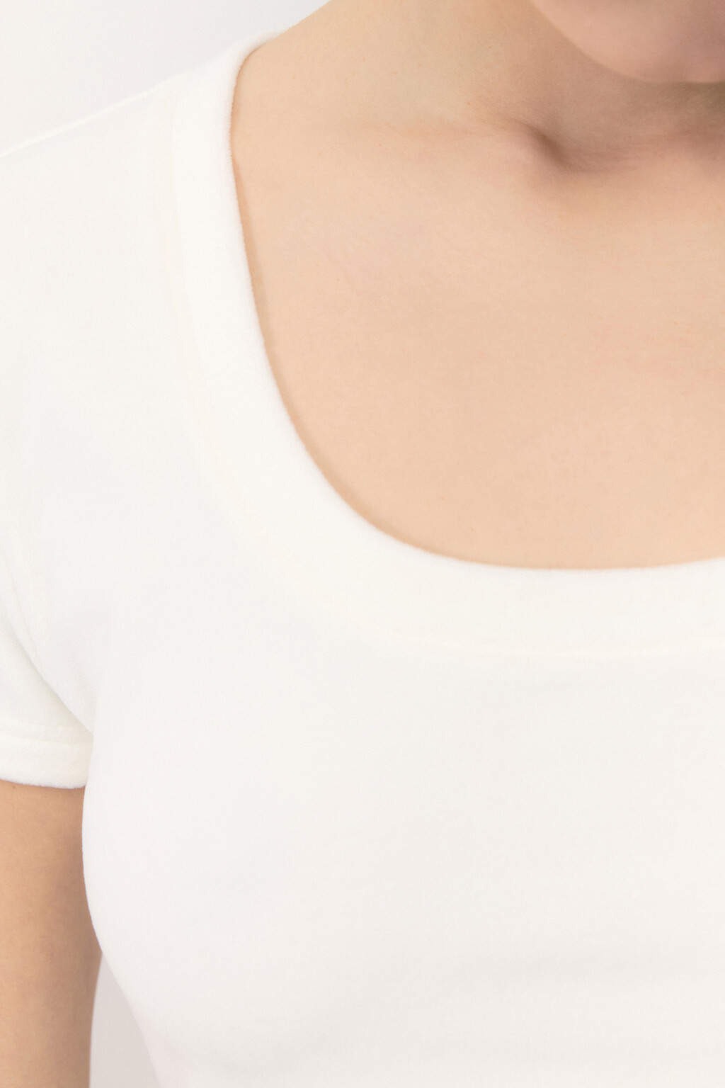 Топ-футболка домашний плюшевый со стразами - цвет ванильный - 6