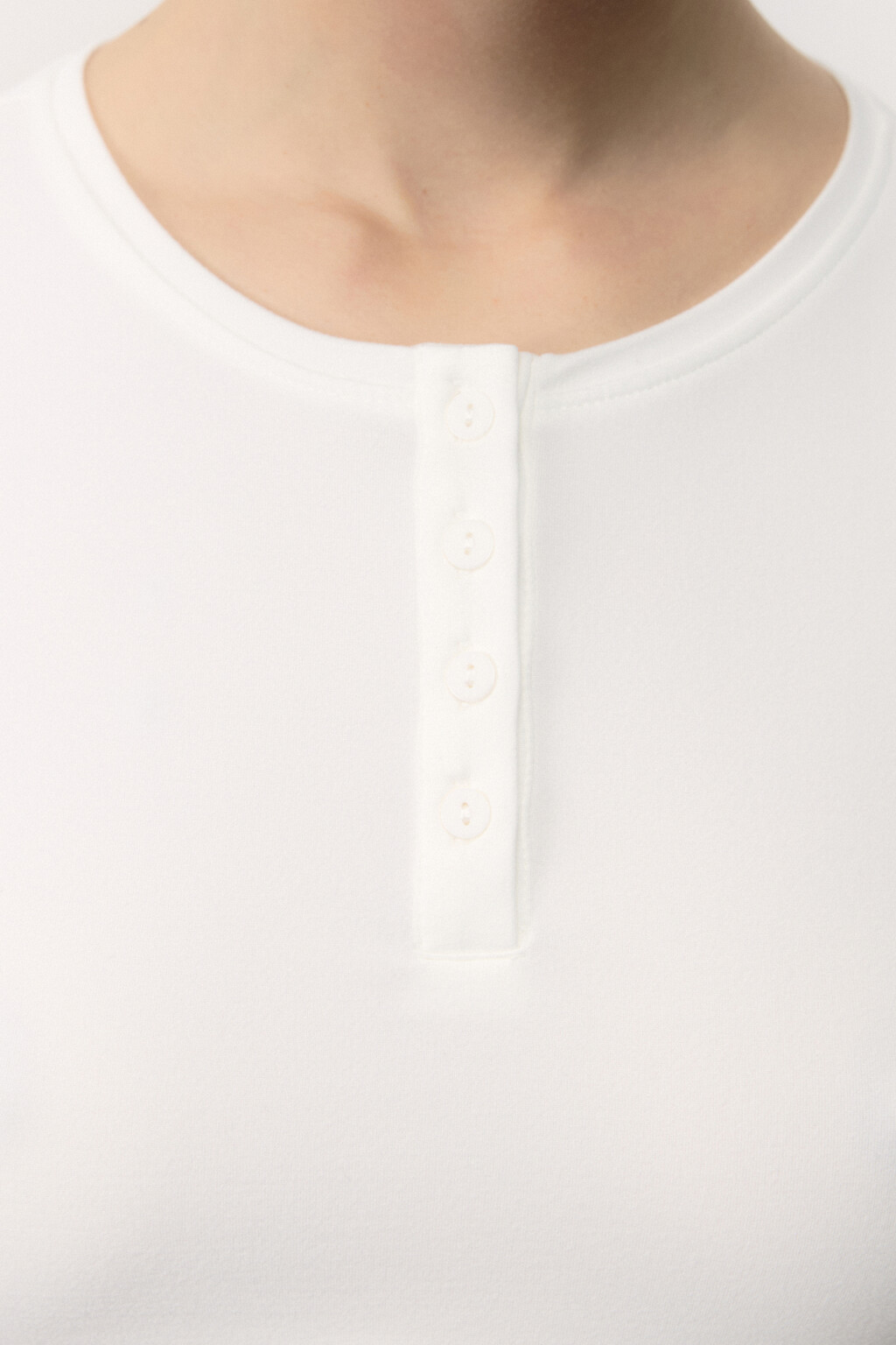 Лонгслив домашний укороченный с застежкой - цвет ванильный - 6