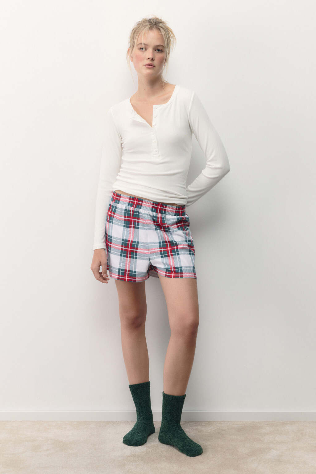 Лонгслив домашний с застежкой на груди - цвет белый - 5