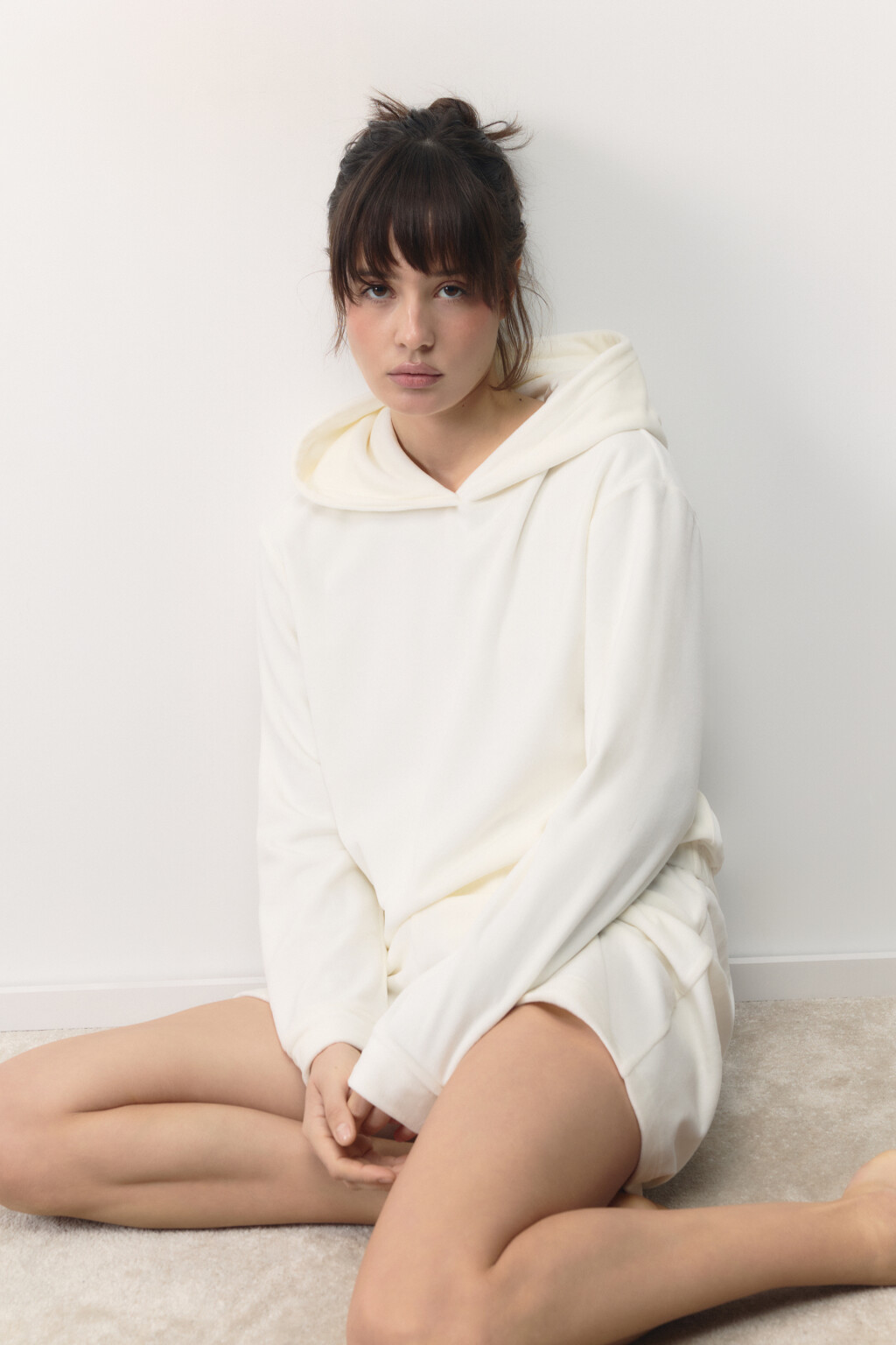 Толстовка домашняя плюшевая со стразами - цвет ванильный - 2