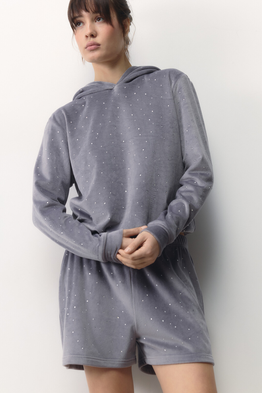 Толстовка домашняя плюшевая со стразами - цвет серый - 1