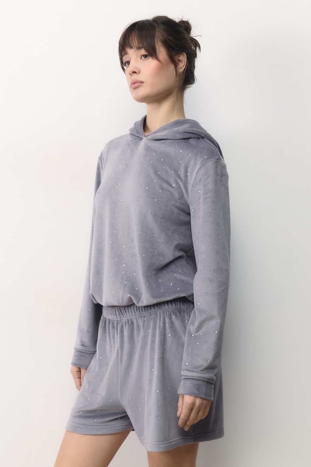 Толстовка домашняя плюшевая со стразами - цвет серый - 3