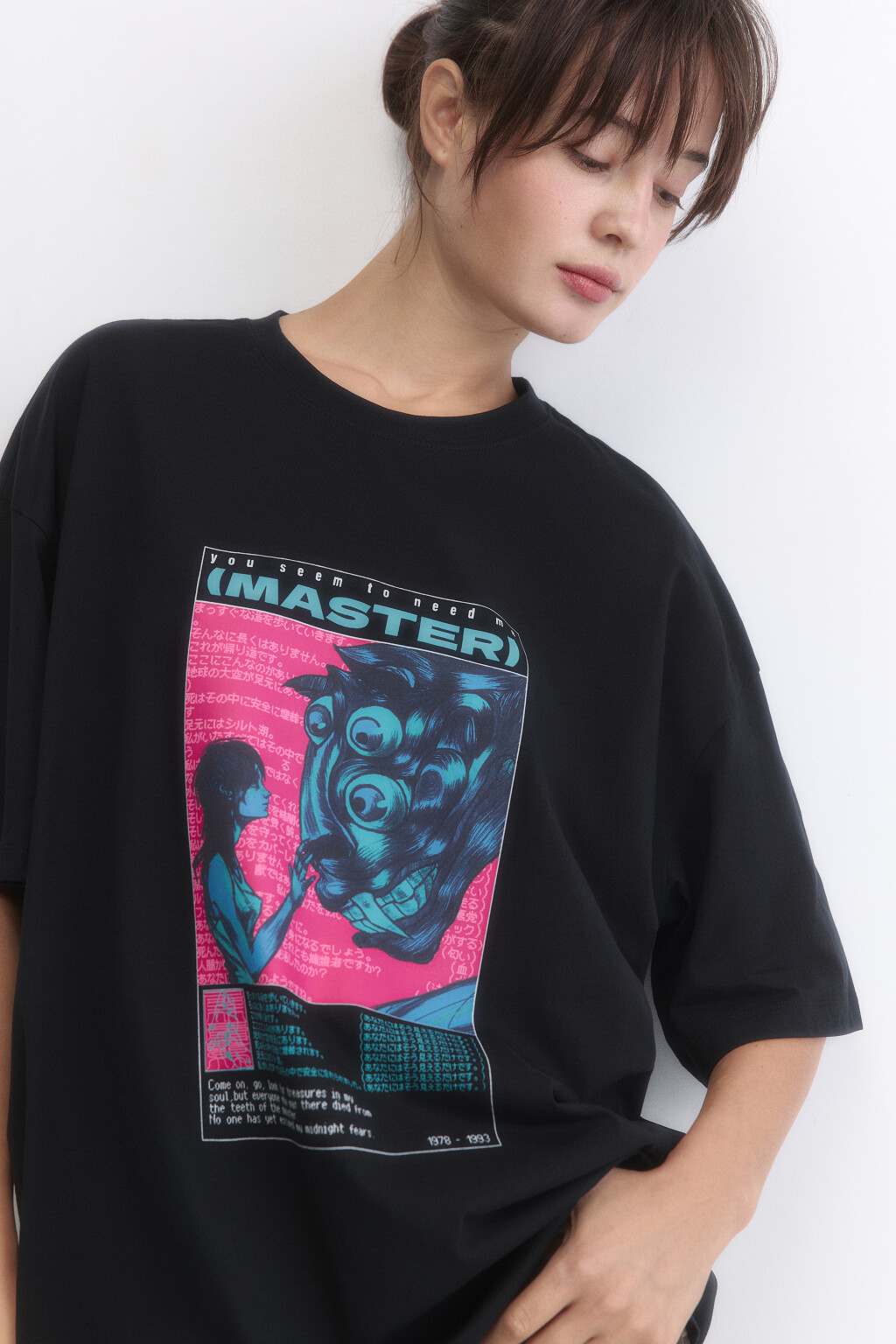 Футболка оверсайз с принтом в стиле аниме - цвет черный - 1
