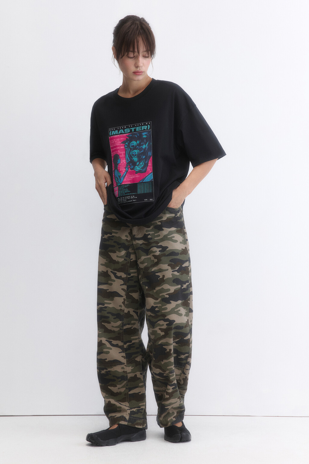 Футболка оверсайз с принтом в стиле аниме - цвет черный - 5