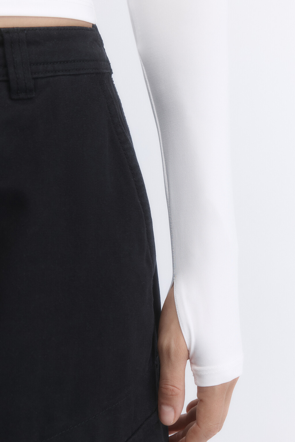 Лонгслив облегающий из гладкого трикотажа - цвет белый - 7