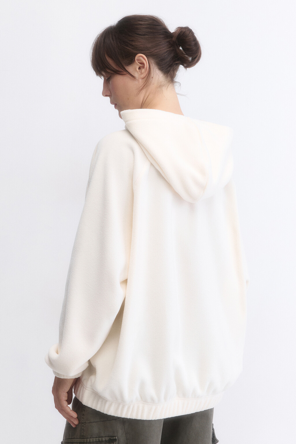 Худи-флиска oversize с капюшоном и принтом - цвет молочный - 4