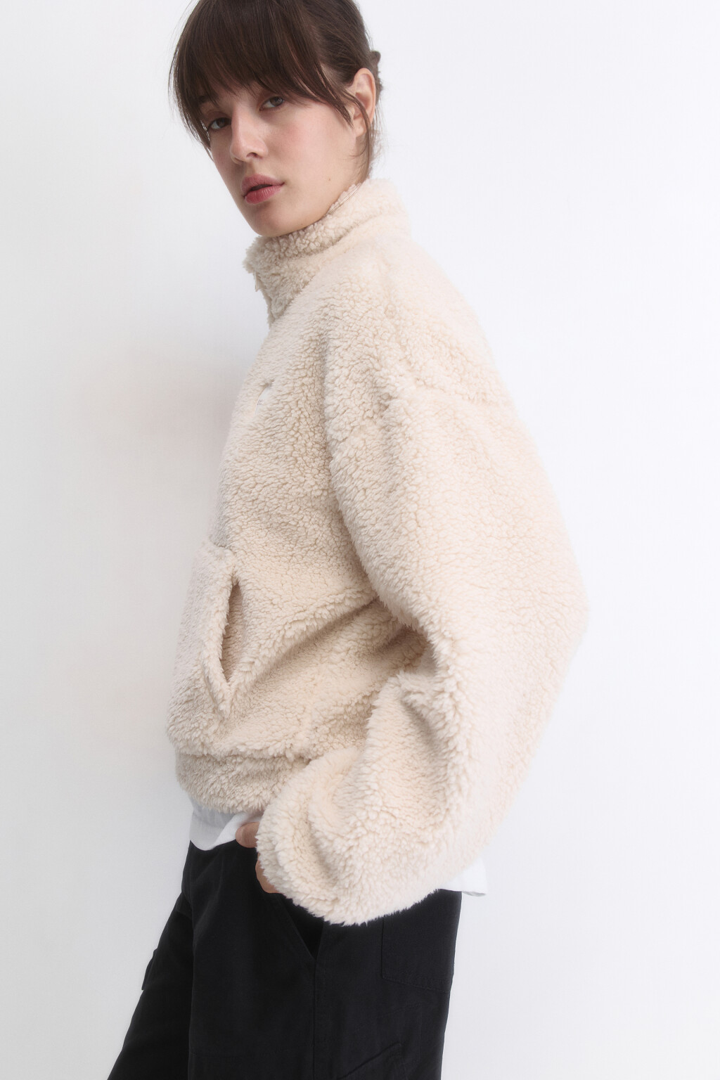 Толстовка флисовая укороченная с сердечком на груди - цвет бежевый - 1