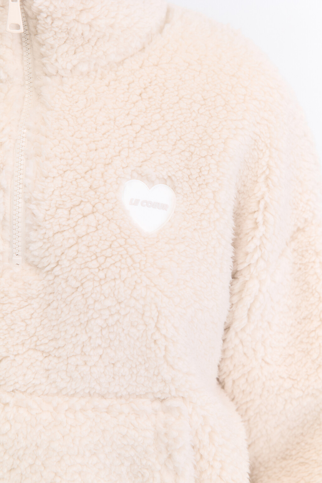 Толстовка флисовая укороченная с сердечком на груди - цвет бежевый - 7