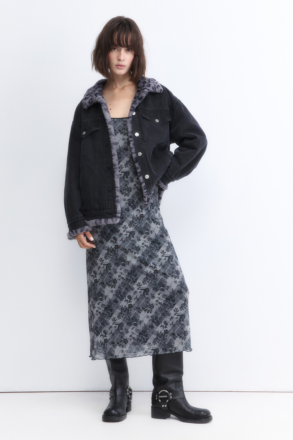 Куртка джинсовая утепленная с леопардовой подкладкой - цвет серый - 5