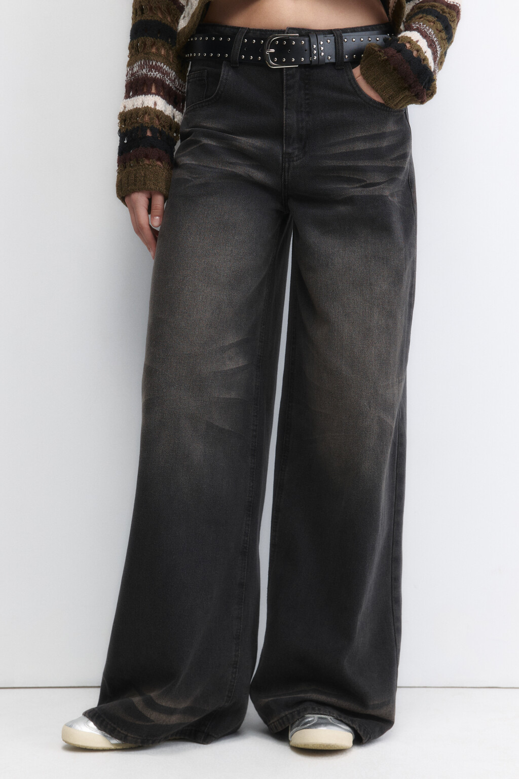 Джинсы широкие с масляной стиркой и ремнем - цвет коричневый - 3