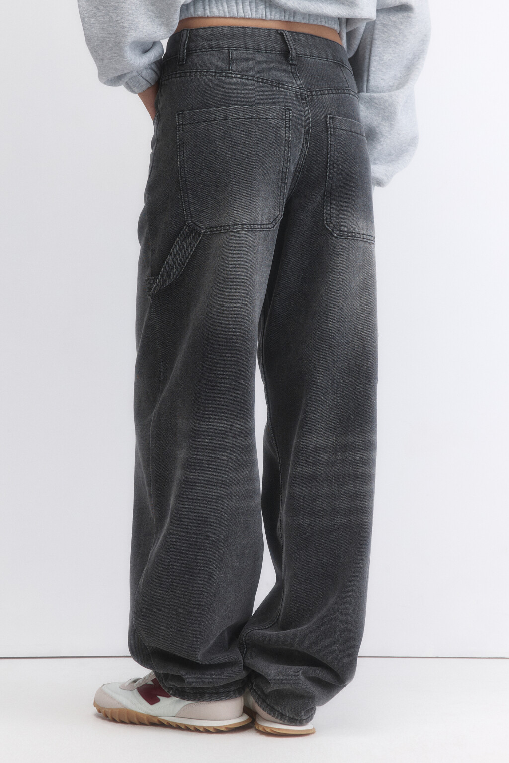 Джинсы baggy fit с декоративной петлей - цвет серый - 4